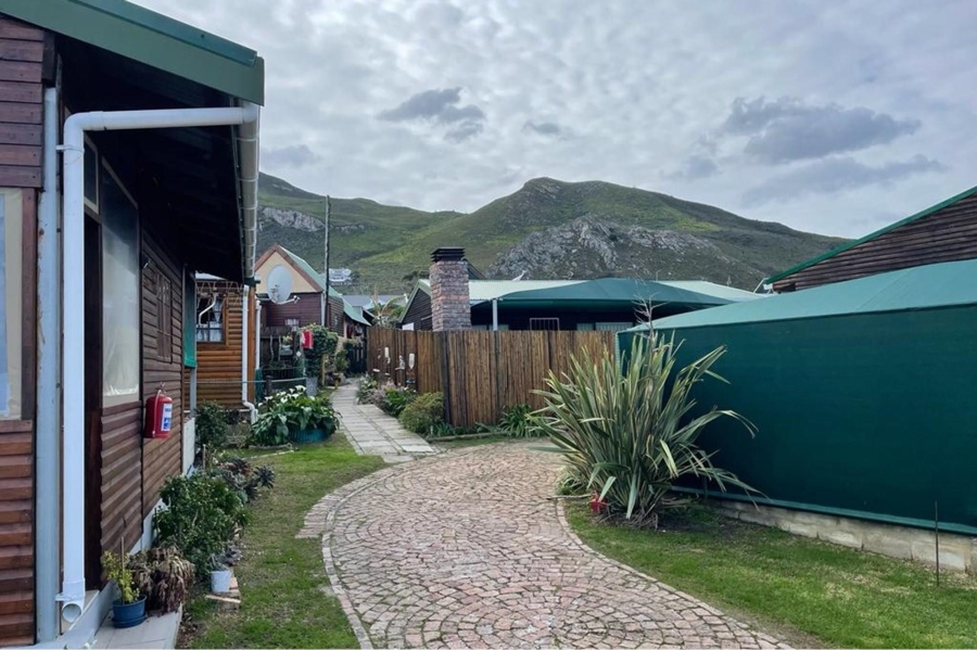 To Let 1 Bedroom Property for Rent in Onrus Western Cape